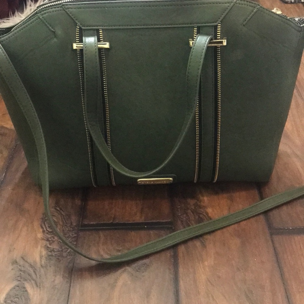 Steve Madden ✨cute & spacious green purse